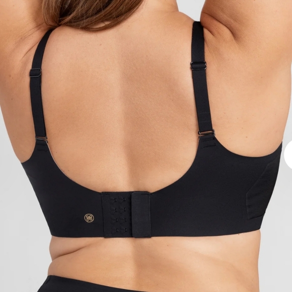 NWT Honeylove Black Wireless Crossover Bra W Mesh Detail Adjustables Straps 32B - Picture 2 of 9